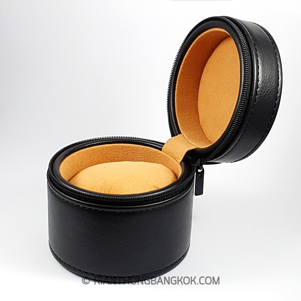 Watches Travel Case - กล่องเก็บนาฬิกาหนังสำหรับเดินทาง Watches Travel Case - กล่องเก็บนาฬิกาหนังสำหรับเดินทาง